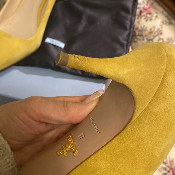 Yellow suede PRADA shoes , size 37, in the original box - Picture 9 of 15